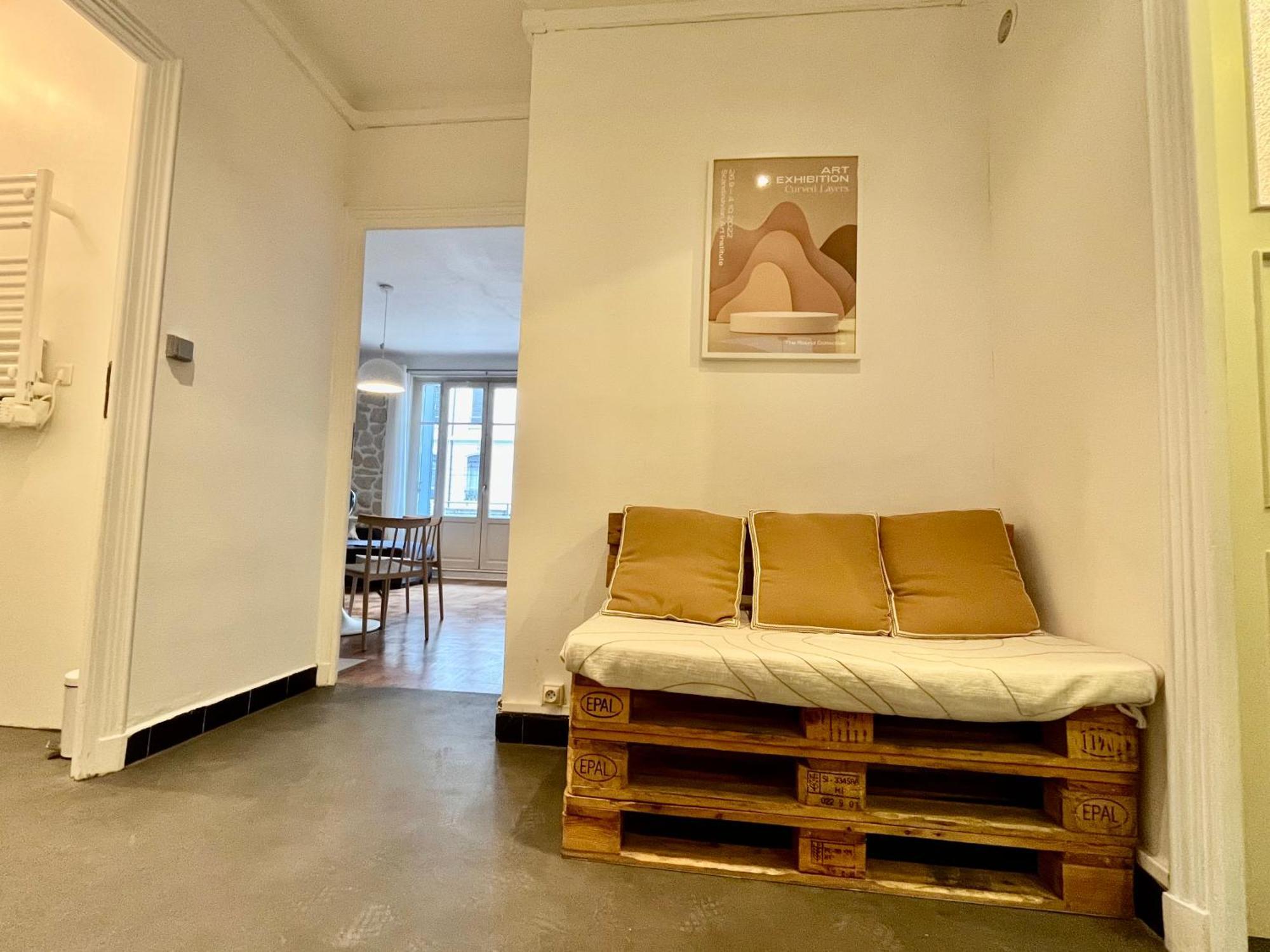 Suite Corneille Лион Екстериор снимка